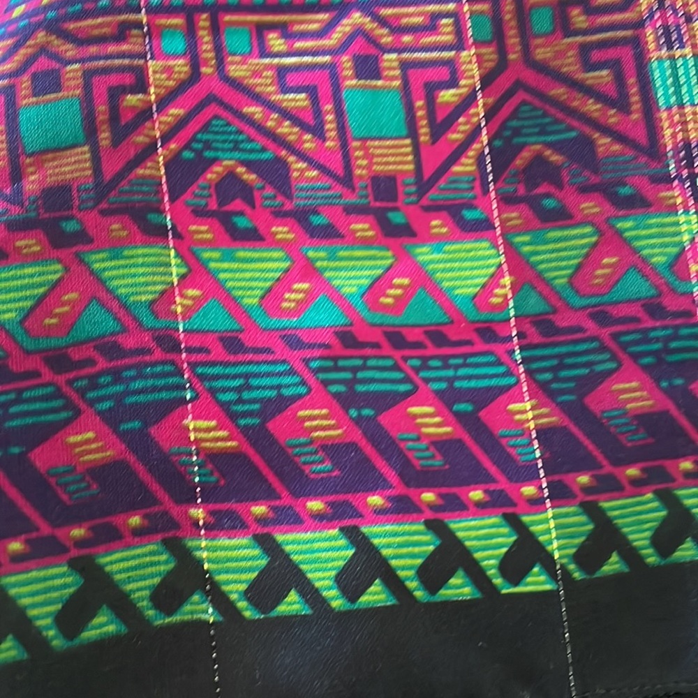 Vintage Axcess square scarf - Picture 15 of 16